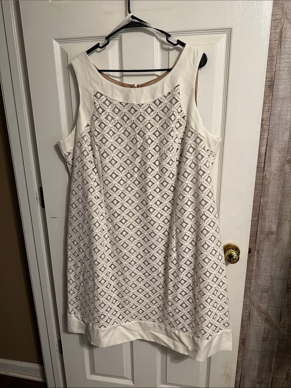 Jessica Howard Cream Lace Midi Dress